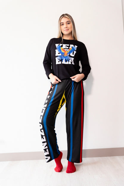 SET DE PIJAMA DE GUACAMAYA CON FONDO DE VZLA