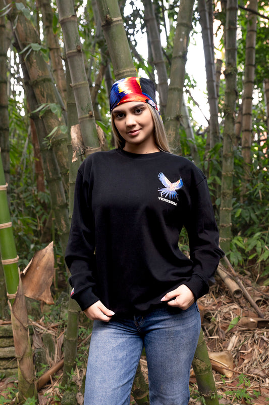 BUZO CON GUACAMAYA (punto cruz)